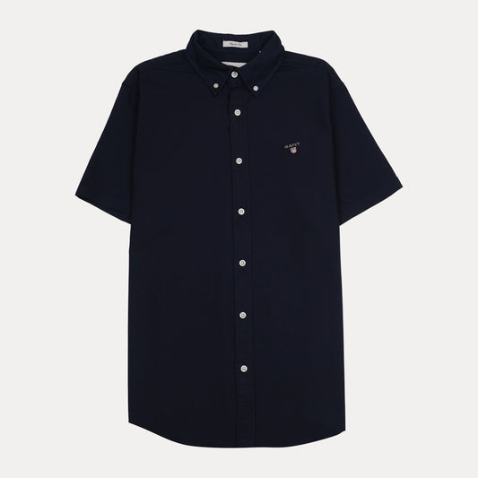 GANT Effortlessly Elegant Short-Sleeve Shirt in Midnight Blue