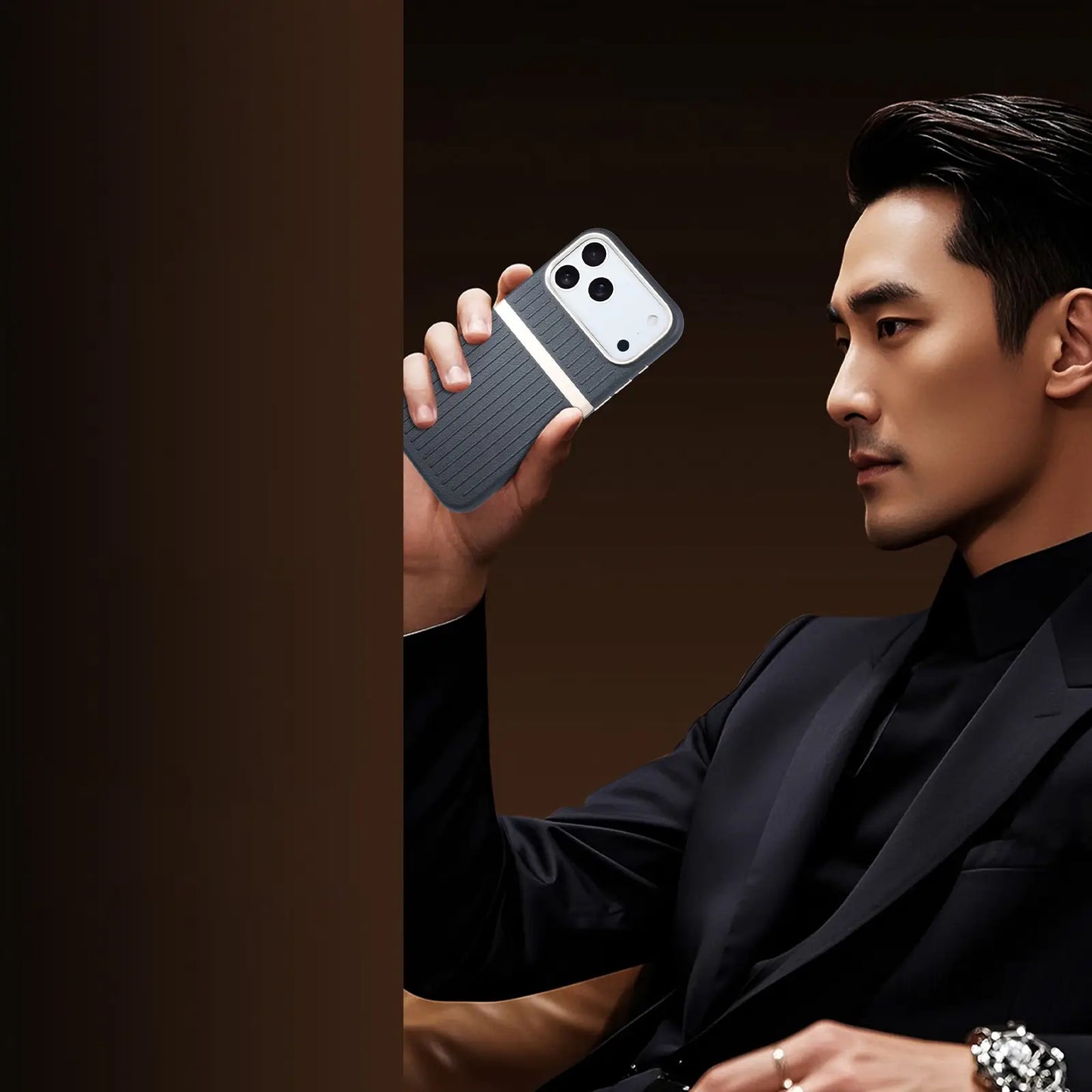 Ridge Band Stripe Hybrid Case