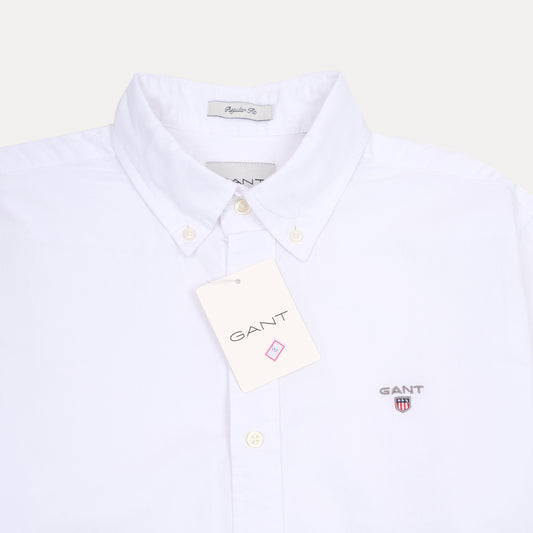 GANT Effortlessly Crisp Short-Sleeve Button-Up Shirt in Pristine White