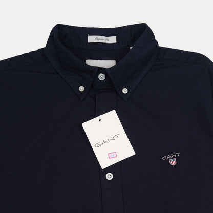 GANT Effortlessly Elegant Short-Sleeve Shirt in Midnight Blue