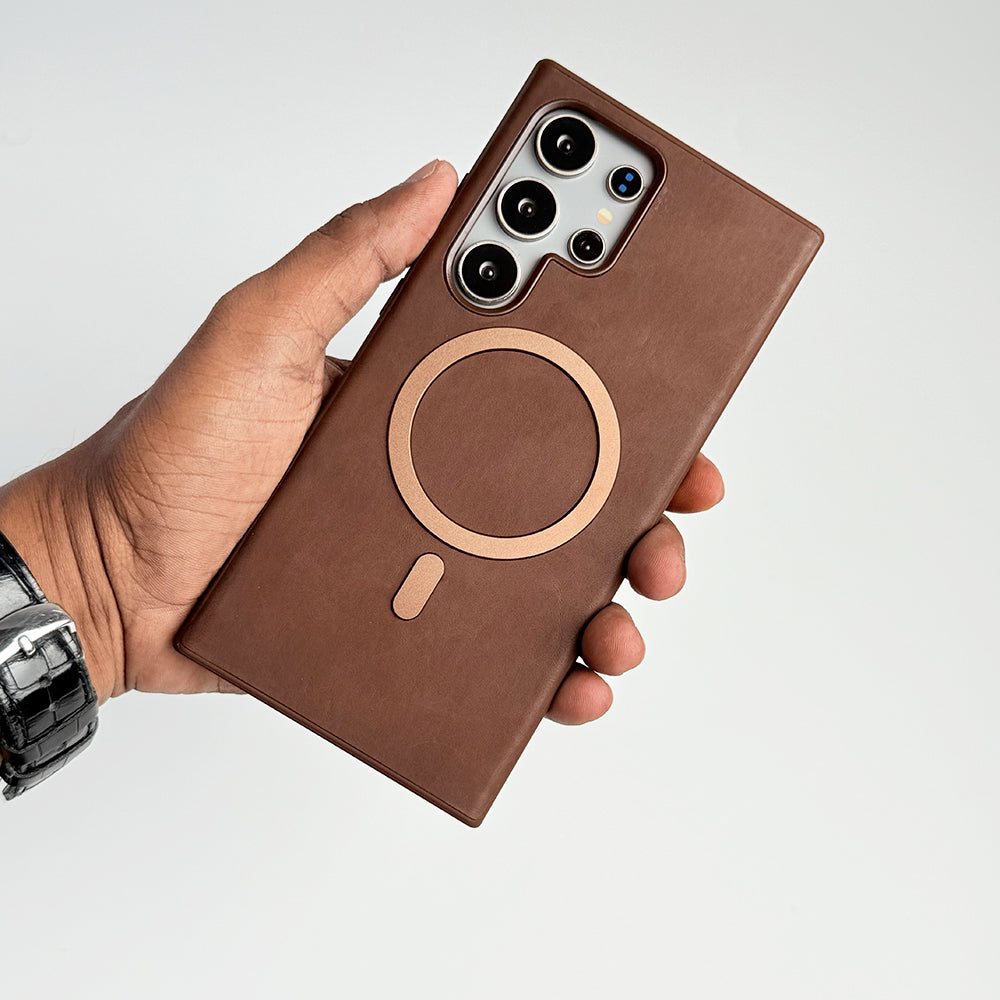 YG | Smooth MagSafe Leather Case