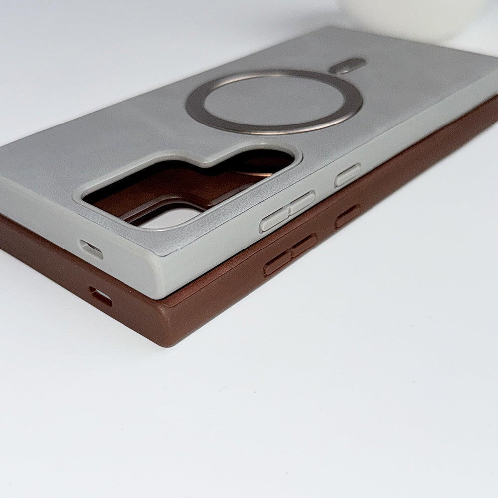 YG | Smooth MagSafe Leather Case