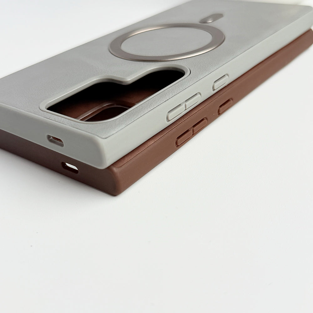 YG | Smooth MagSafe Leather Case