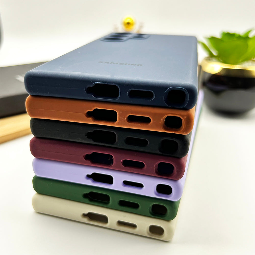 Samsung Galaxy S24 Ultra Liquid Silicon Case With Logo-  Cream